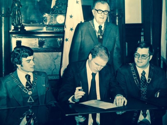 Signing of a DeMolay proclamation by NJ Governor Brendon Byrne Signing of a DeMolay proclamation by NJ Governor Brendon Byrne
